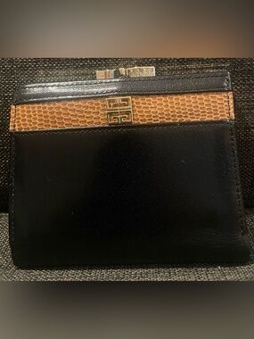 Vintage Givenchy Leather Card Wallet w/ Kiss lock, Brown Accents & Gold Logo.